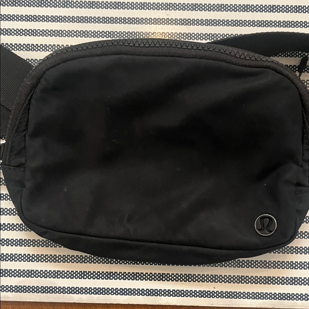 lululemon athletica Black Belt Bag